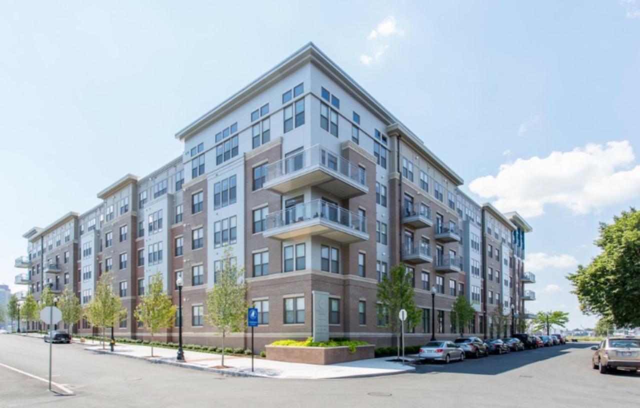 Global Luxury Suites East Boston Exterior photo