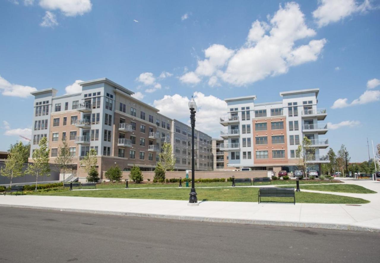 Global Luxury Suites East Boston Exterior photo