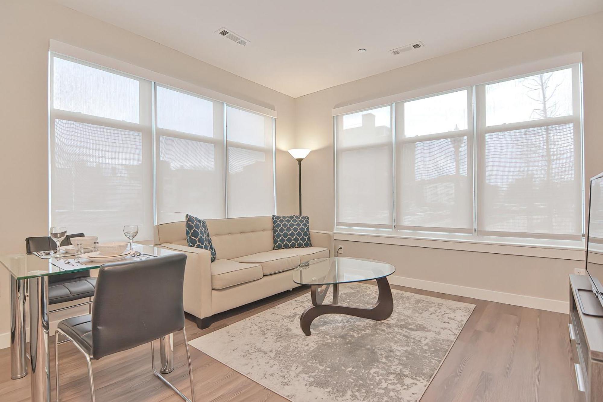 Global Luxury Suites East Boston Room photo