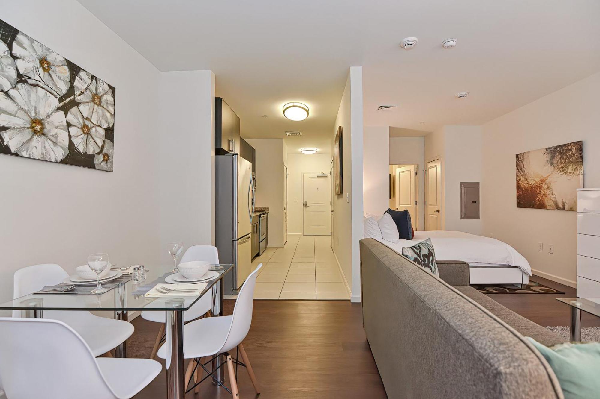 Global Luxury Suites East Boston Room photo