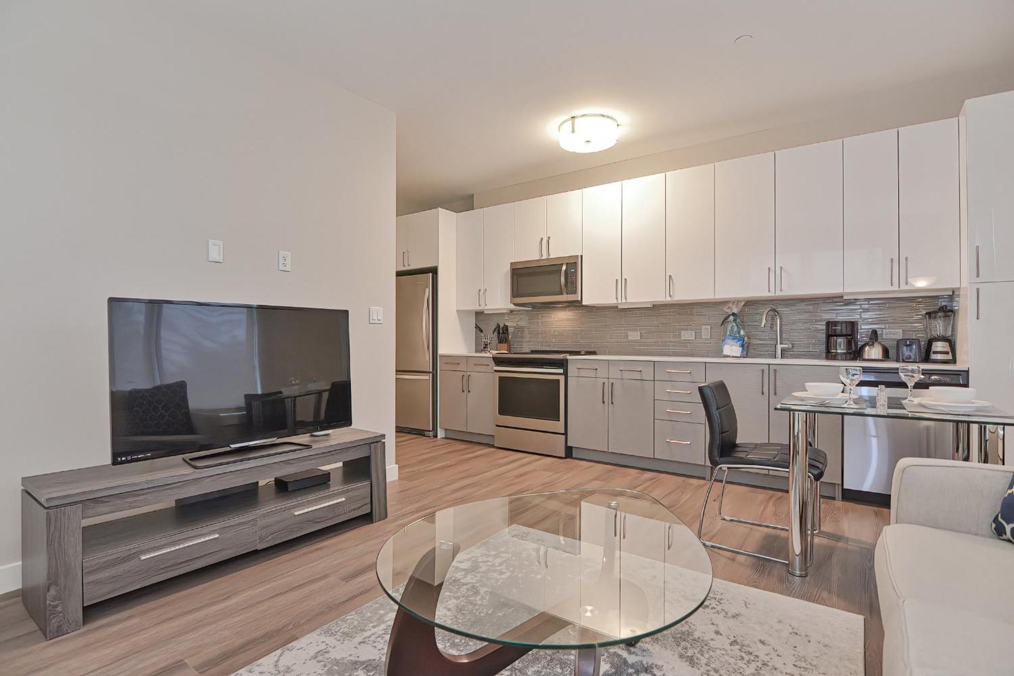 Global Luxury Suites East Boston Room photo
