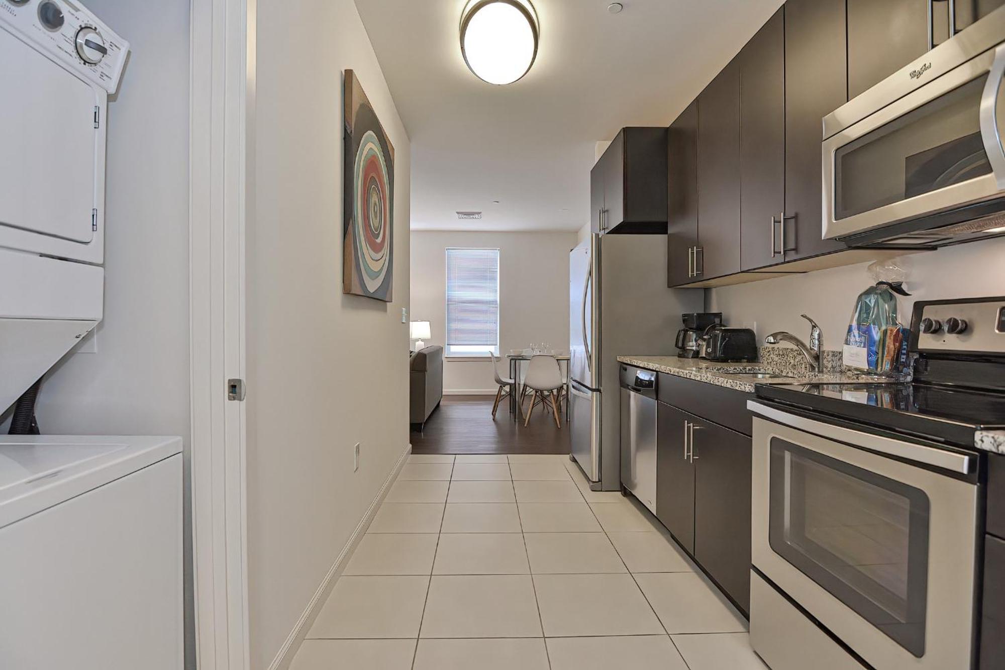 Global Luxury Suites East Boston Room photo